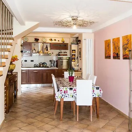 Casa Vacanze Gallodoro Δωμάτια σε οικογενειακή κατοικία